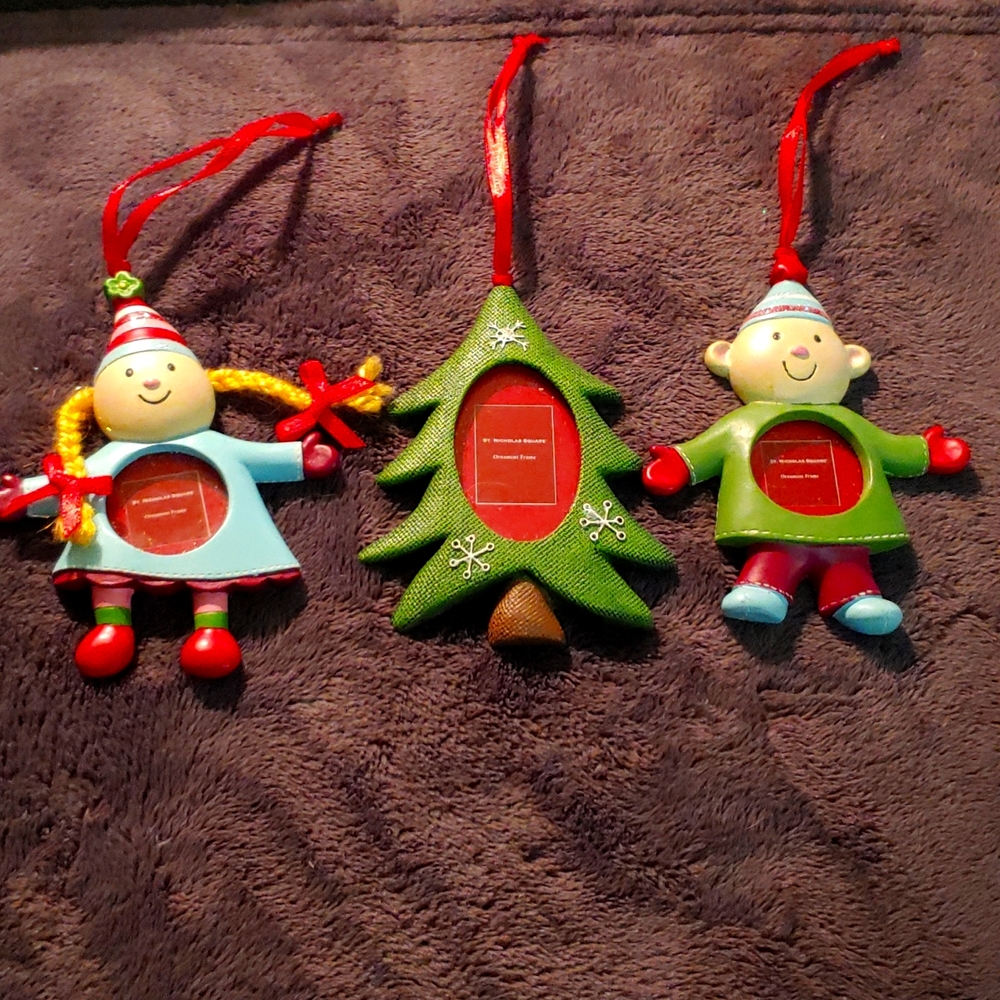 NWOT 3pc Nicholas Square Christmas Ornament Set